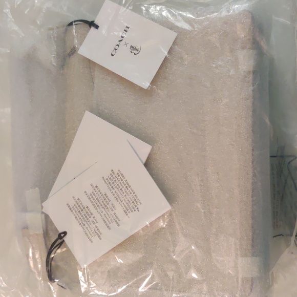 New! Limited Edition Klare Crossbody with Signature Canvas & 🐲 Dragon - Picture 9 of 9